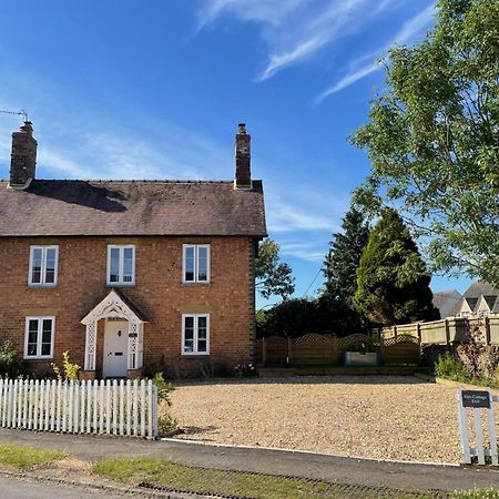 Elm Cottage Alvescot Bagian luar foto
