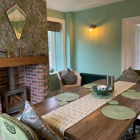 Elm Cottage Alvescot Bagian luar foto